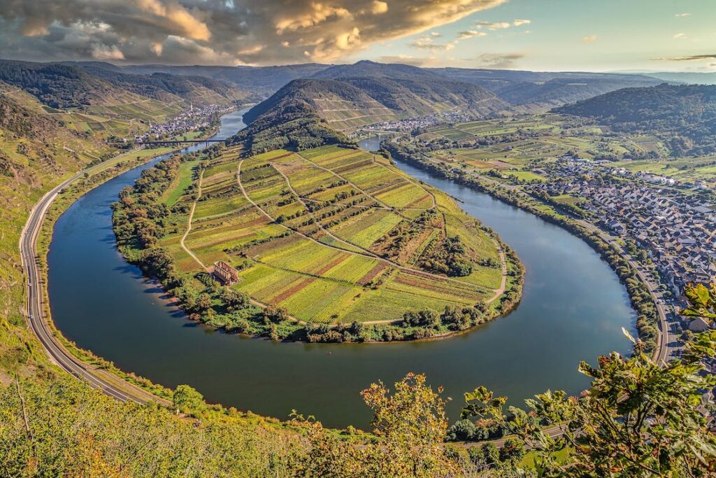 MOSEL SAAR RUWER - Viaggio tra i leggendari terreni d’ardesia e i suoi Grosses Gewächs (GG): i “Grand Cru” del vino tedesco 1